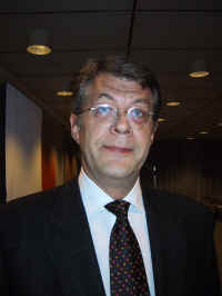 MIT Schweins.jpg (222371 bytes)